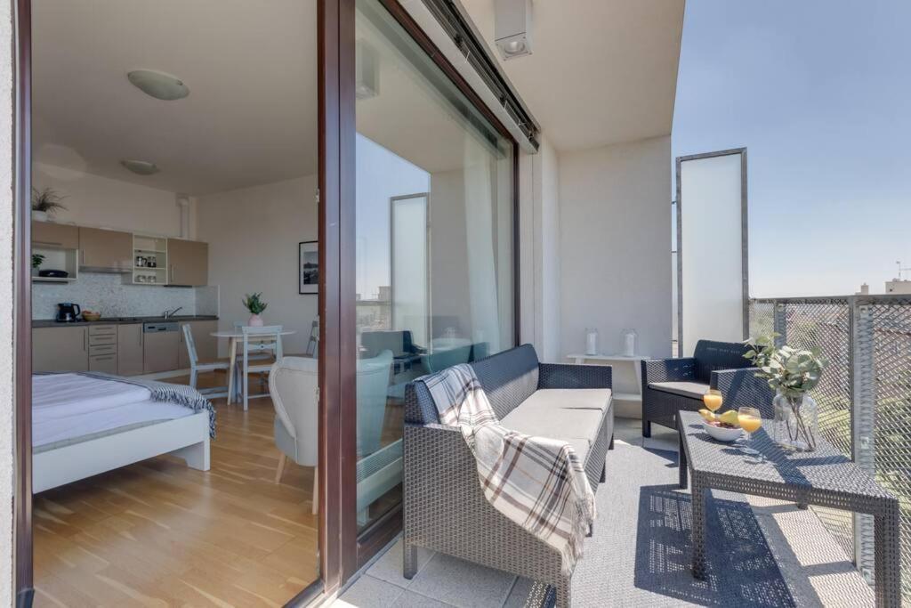 Jt'S Apartments Korunni Str. 프라하 외부 사진
