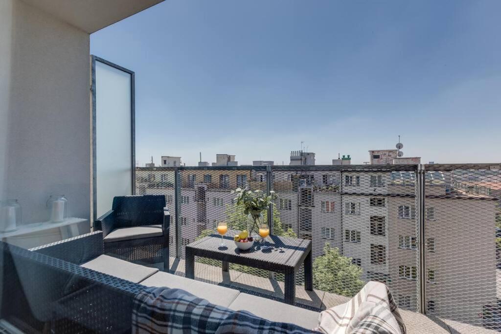 Jt'S Apartments Korunni Str. 프라하 외부 사진